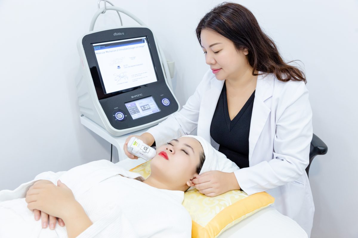 PHÒNG KHÁM DA LIỄU VÀ THẨM MỸ PGS.TS.BS LÊ NGỌC DIỆP