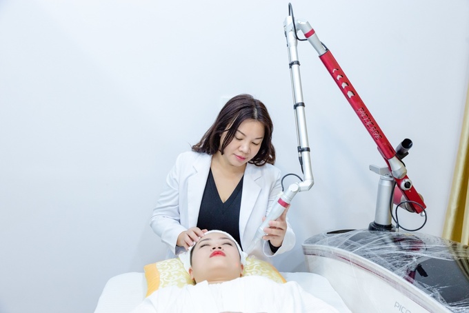 PHÒNG KHÁM DA LIỄU VÀ THẨM MỸ PGS.TS.BS LÊ NGỌC DIỆP
